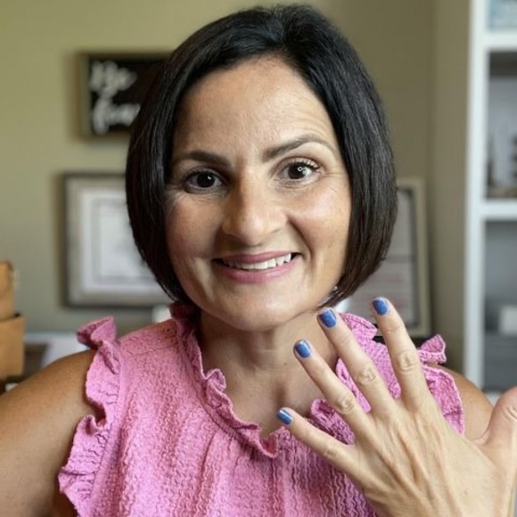 Meet your Posher, Darlene - Picture 1 of 1